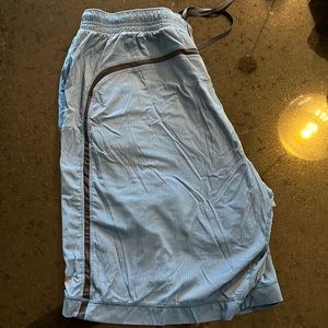 LuluLemon Lined Pacebreaker
